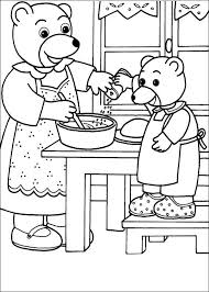 Petit ours brun joue avec son chien et son oiseau. Coloriage204 Coloriage Petit Ours Brun A Imprimer
