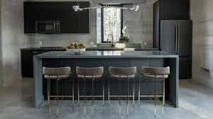 Delicate Details Rendered in Robust Rammed Earth