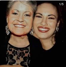 Selena e sua mãe. 💖💖💖💖💖💖