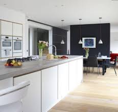 Amerikan mutfak ile salonu aynı mekânda birleştiren dairelerin sayısı artıyor. Acik Mutfak Modelleri 2020 Ev Dekorasyonu