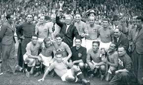 Berlino 1936 , in enciclopedia dello sport , istituto dell'enciclopedia italiana, 2004. Nazionale Italiana Campione Del Mondo Nel 1934 E Nel 1938 E Campione Olimpica Nel 1936 Passione Del Calcio