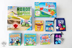 Juego matematico de mesa / juegos con dados | juegos con dados, juegos matematicos para niños, juegos de mesa para niños.los juegos de mesa clásicos como el parchís, la oca, escaleras y serpientes, etc. 8 Juegos De Mesa Para Aprender Matematicas Creciendo Con Montessori