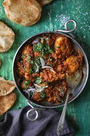 South Indian Spicy Tomato Chicken Curry Koduvai Chicken Varuval Recipe Curry Chicken Curry Recipes Indian Cooking