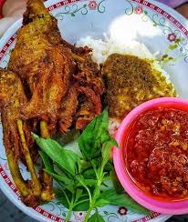Cara membuat sambal cibiuk khas garut atau sunda. 5 Kuliner Bebek Terenak Di Surabaya Sensasi Rasanya Luar Biasa Firmankasan Com