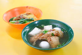 The hawker version is a creative reinvention consisting not just of stuffed tofu but a great many interesting ingredients. 10 Must Try Yong Tau Foo In Singapore From Yong Xiang Xing Dou Fu Poy Kee To Xiu Ji Ikan Bilis Yong Tau Fu Danielfooddiary Com