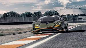 Lamborghini is synonymous with championships. Lamborghini Huracan Super Trofeo Evo2 Mit Gewaltigem Flugel