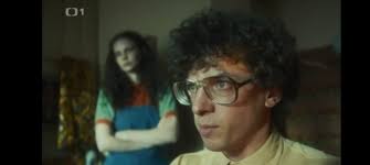 To se vysvětlí, soudruzi! Srdečné pozdravy z lázní (E07)