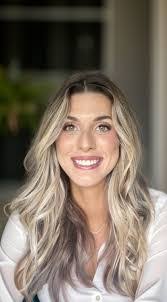 Courtney Manley's Instagram, Twitter & Facebook