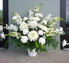 Windermere flowers & gifts, orlando, florida. Pure Whites Bouquet By Edgewood Flowers
