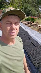 Momento que tiramos o tnt sobre as bandejas.