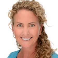 Carol Bledsoe's Instagram, Twitter & Facebook