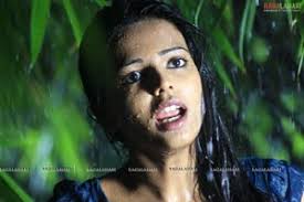 Chapter 6 Sonia Suri Hot Photos