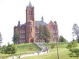 Wstm wstq wtvh provide up to the minute news, sports, weather and community notices to syracuse and surrounding communities, including north syracuse, east syracuse, liverpool, baldwinsville. Syracuse University Wikipedia