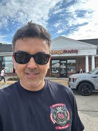 Representing the Naperville Fire Department. Shout out to retired  Naperville Firefighter Scott Salela, now Chief Salela in Wheeling. One of  his crew members, Nick, works out with me. Thanks to Union President