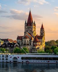 We have an extensive collection of amazing background images carefully chosen by our community. 70 Best Vienna Photos 100 Free Download Pexels Stock Photos