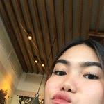 Jacklyn Marsh's Instagram, Twitter & Facebook