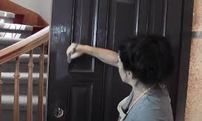 In most cases, our painting projects are intended to have a smooth surface. 8 Tips To Paint A Door Without Brush Marks