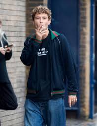 Happy birthday jude law ! Jude Law S Lookalike Model Son Rafferty Puffs On Cigarette Outside Photoshoot Mirror Online