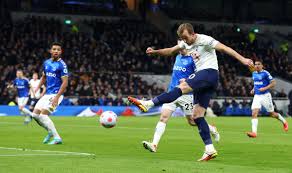 Der fc everton schlägt tottenham hotspur spektakulär mit 5:4 nach verlängerung und zieht ins viertelfinale des fa cups ein. 4xceqceogkjmm