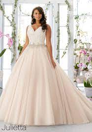 And some shoes to go with. Fat Bride