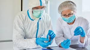 The united states government bankrolled moderna's efforts, providing nearly $1 billion in support. A Corrida Bilionaria Pela Vacina Contra Coronavirus Noticias Internacionais E Analises Dw 20 05 2020