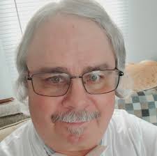 Arcturus is 113x brighter than our Sun 🌟 Arcturus, a red giant about 37  light-years away, is the brightest star in the constellation Boötes and the  fourth brightest star visible from Earth.