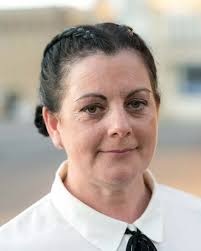 Yeovil council accused of being 'old boys club' at new town mayor election 