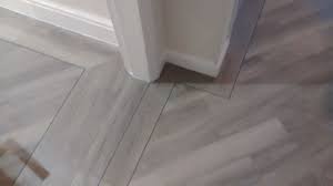 Pin By All Flooring Matters On Amtico Spacia Nordic Oak Fitted At A 45 Degree Angle With Border And Feature Strip Wood Floor Pattern Amtico Flooring Kitchen Amtico Flooring