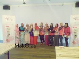 Suatu ketika dahulu, bila orang sebut je mee udang, tengah malam pun mulia dan sahabat baik mulia boleh pederas kereta atau motor untuk pergi ke kedai ini. Event Bersama Cik Epal Dan Fair Lovely Mek Onie