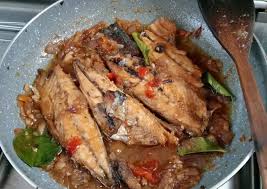 4 cara pilih ikan gurame segar dan daging tebal. Cara Membuat Salem Bumbu Mangut No Santan Anti Ribet