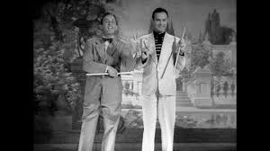 Bing crosby et bob hope dans road to bali. Bing Crosby The Road Films Bob Hope And Bing Crosby American Masters Pbs