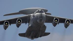 La russie veut relancer sa production aéronautique au bénéfice de ses forces aérospatiales, a déclaré le ministre russe de la défense, le général sergueï choïgou. La Russie Envoie Un Avion De Reconnaissance A 50 En Bielorussie Rp Defense Avion De Reconnaissance Avion De Chasse Avions De Chasse