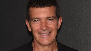 Bienvenidos a la página oficial de antonio banderas. Antonio Banderas Der Spanische Hollywood Eroberer Wird 60