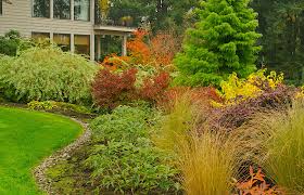 Front yard landscaping design ideas with thousands of pictures, informative articles and videos full of ideas for front yard landscape design. Front Yard Landscaping Ideas That Will Look Good Year After Year Better Homes Gardens