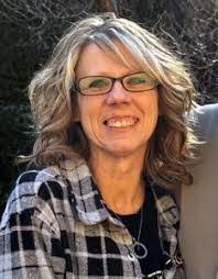 Connie Lamp's Instagram, Twitter & Facebook