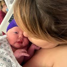 He's here ✨️ Making an early entrance into the world