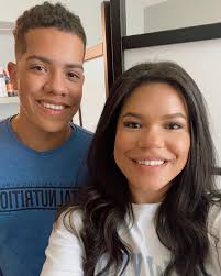 Nathaniel Stitt's Instagram, Twitter & Facebook