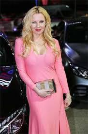 41, born 21 november 1979. Jak Se Zmenila Katerina Kristelova Plastiky Jsou Na Ni Bohuzel Videt Dama Cz