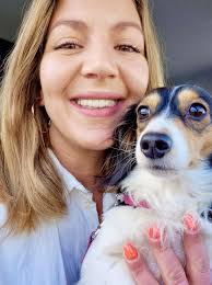 Hi! I love animals and hate seeing them caged, but I also understand in  some animal parks they might be rescuing animals which may justify the  existence of those places. Does anyone