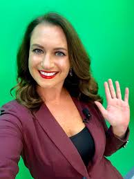 Why hello! Yes, the clock is correct I'm officially moved over to my new  side of the week Sunday-Wednesday afternoon/evenings. I'm excited both to  sleep in more now and work with an