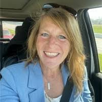 Stephanie Callihan's Instagram, Twitter & Facebook