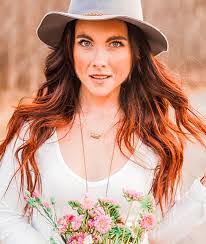 Nikki Cagle's Instagram, Twitter & Facebook