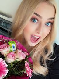 Sara Brinkmann (@sara_brinkmann_) • Threads, Say more