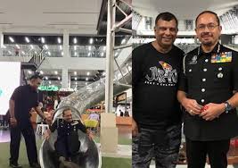 Walao, a datuk seri and professor? Malaysia S Immigration Head Slides Down Chute At Airasia S Hq Klia2 Info