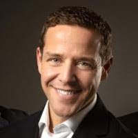 Paul Lemelin's Instagram, Twitter & Facebook