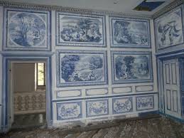 Sous Compromis Magnifique Chateau A Renover Terres Demeures De France Plafond Peint Peinture Murale Idees Murales