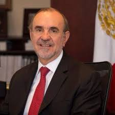 Carlos Sada's Instagram, Twitter & Facebook