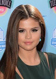 Gomez began her career starring in the children's television series barney & friends. Selena Gomez Hairstyles Styles Weekly