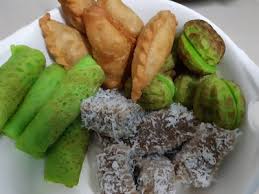 Yang mana satukah anda belum pernah cuba? Kuih Muih Berbuka Puasa Kuih Cara Manis Ketayap Kaswi Dan Karipap