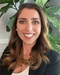 Danielle Sugrue's Instagram, Twitter & Facebook